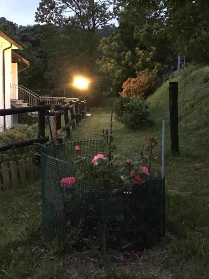 Bed and Breakfast BB Andre' Vara Superiore Exterior foto