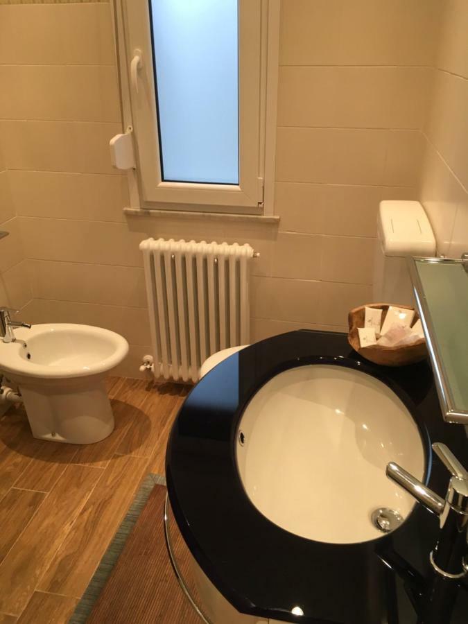 Bed and Breakfast BB Andre' Vara Superiore Exterior foto